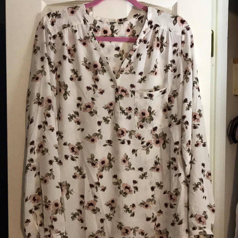 Women’s fall floral print blouse